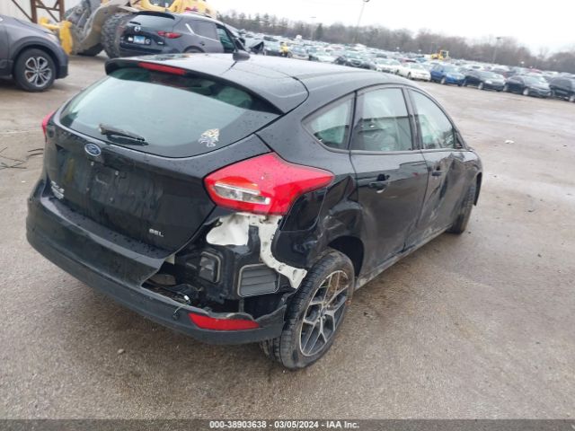 1FADP3M21HL221696 Ford FOCUS SEL