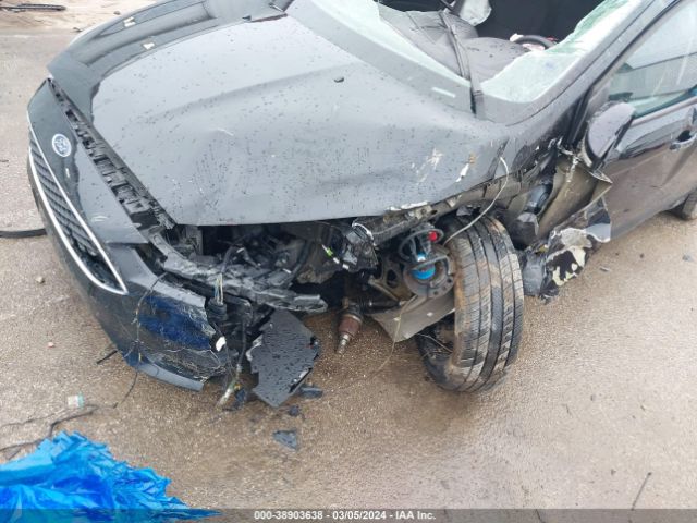 1FADP3M21HL221696 Ford FOCUS SEL