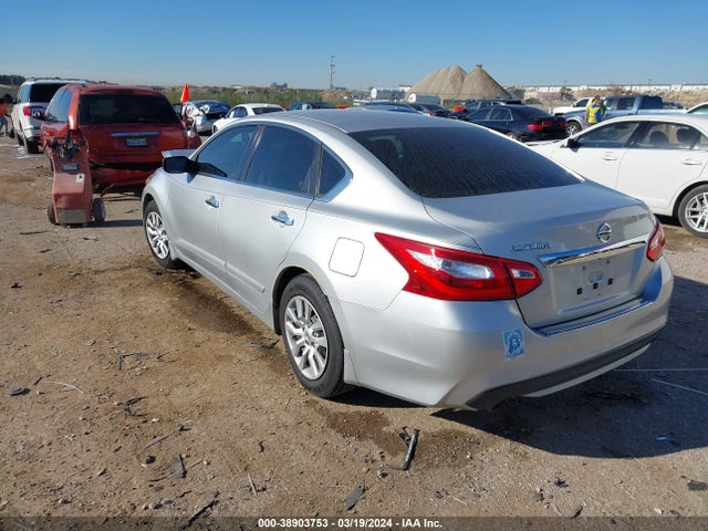 Nissan Altima 2.5 S 2017 1N4AL3APXHC124821 Image 3