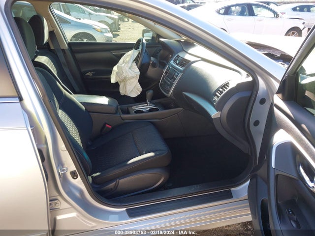 Nissan Altima 2.5 S 2017 1N4AL3APXHC124821 Image 5
