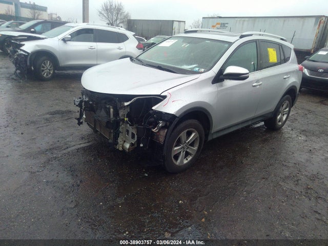 Toyota Rav4 Xle 2015 2T3RFREV4FW274708 Image 2