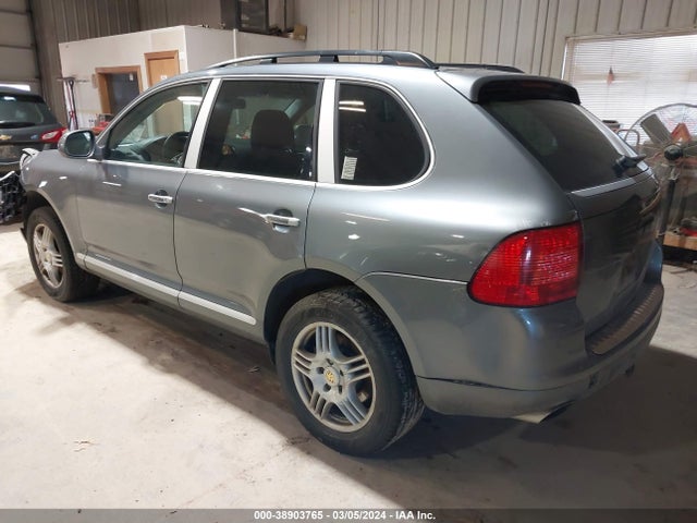 2006 PORSCHE CAYENNE WP1AA29P06LA20624 Photo 2