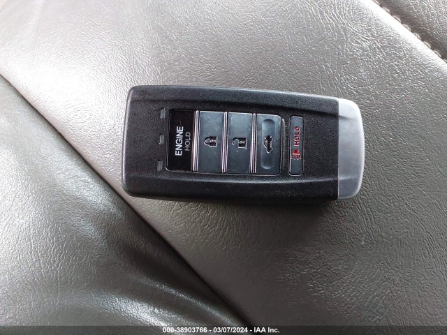 Acura TLX 2018 19UUB3F69JA000794 Image 11