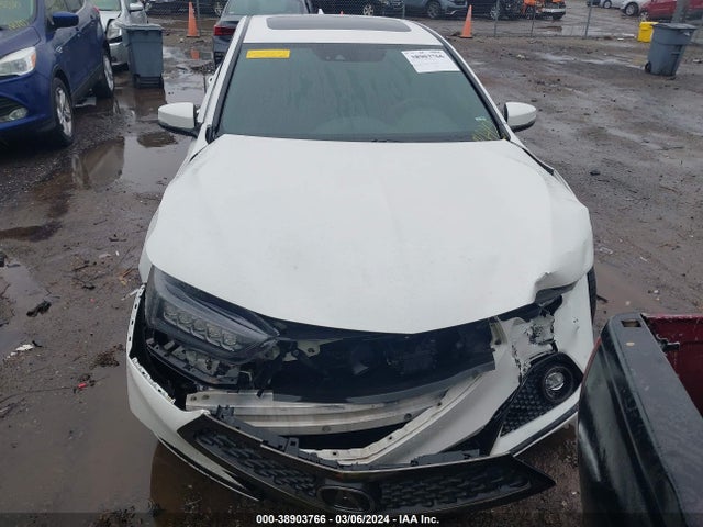 Acura TLX 2018 19UUB3F69JA000794 Image 12