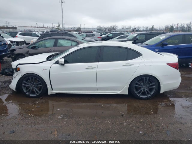 Acura TLX 2018 19UUB3F69JA000794 Image 14