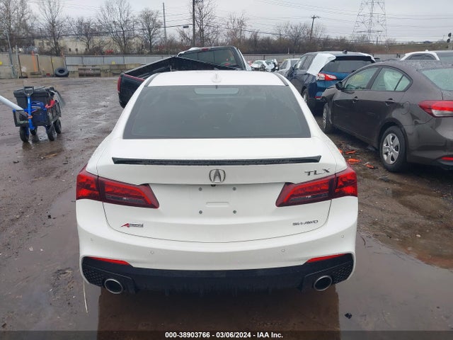 Acura TLX 2018 19UUB3F69JA000794 Image 16