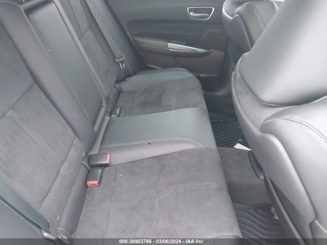 Acura TLX 2018 19UUB3F69JA000794 Image 8