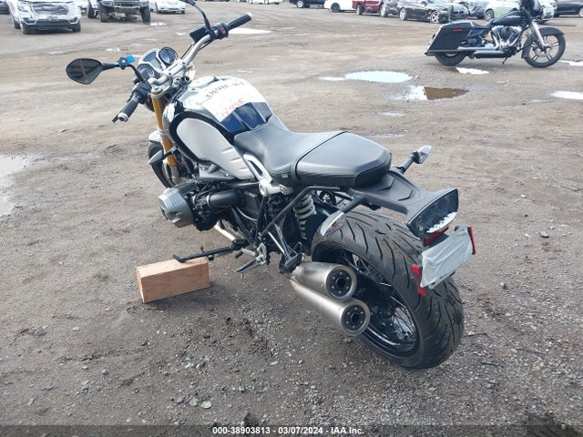 2015 BMW R NINE T WB10A1606FZ584299 Photo 2