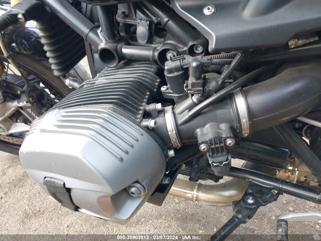 2015 BMW R NINE T WB10A1606FZ584299 Photo 8