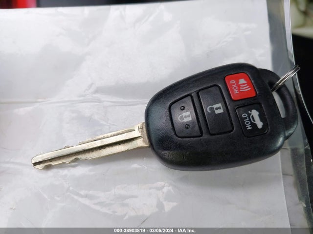 Toyota COROLLA SE 2017 2T1BURHE7HC861341 Image 11