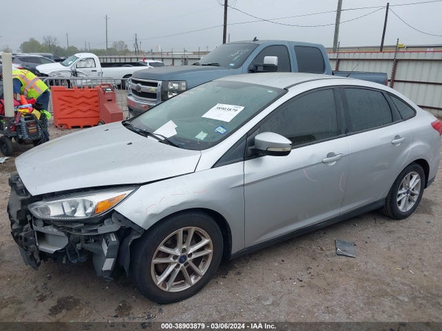 Ford FOCUS SE 2016 1FADP3F27GL292574 Image 2