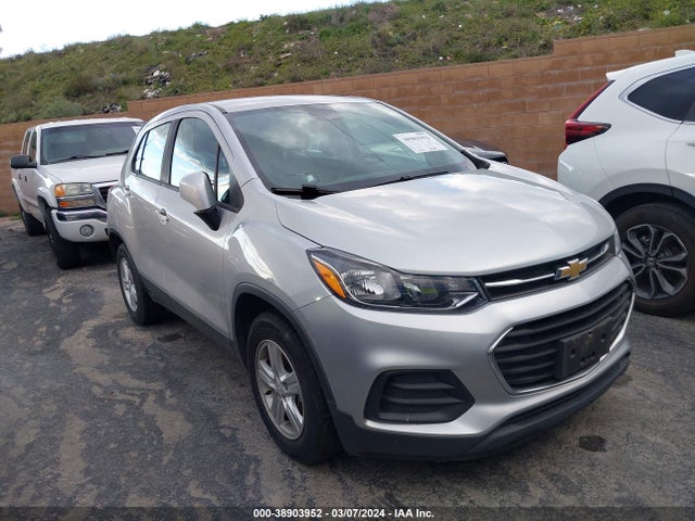 Chevrolet TRAX LS 2019 3GNCJKSB0KL317200 Image 1
