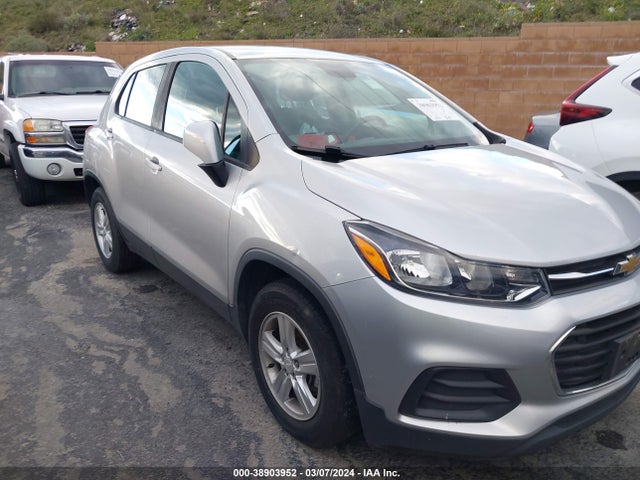 Chevrolet TRAX LS 2019 3GNCJKSB0KL317200 Image 6