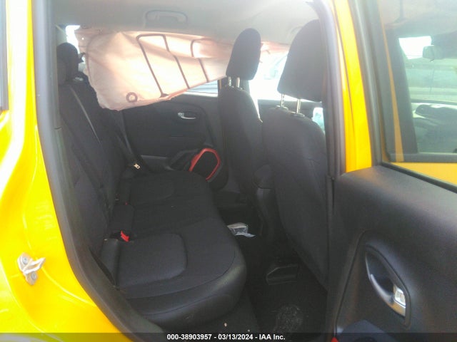 ZACCJBAB0JPH25941 Jeep Renegade Upland Edition 4x4