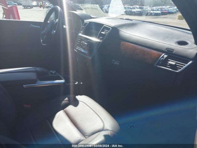 4JGDA7DB0EA365990 Mercedes-Benz Ml 550 4matic