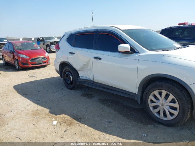 Nissan ROGUE S 2017 KNMAT2MV2HP589942 Image 6