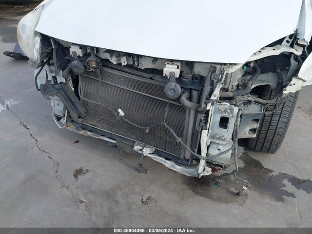 Toyota Prius Two 2015 JTDKN3DU6F0465464 Image 6