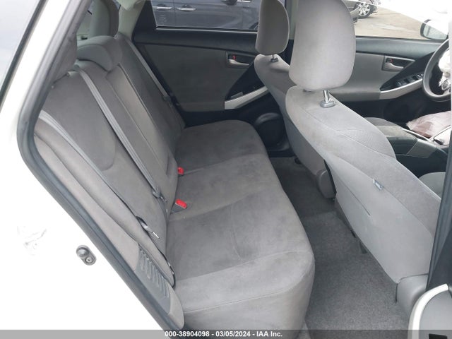 Toyota Prius Two 2015 JTDKN3DU6F0465464 Image 8