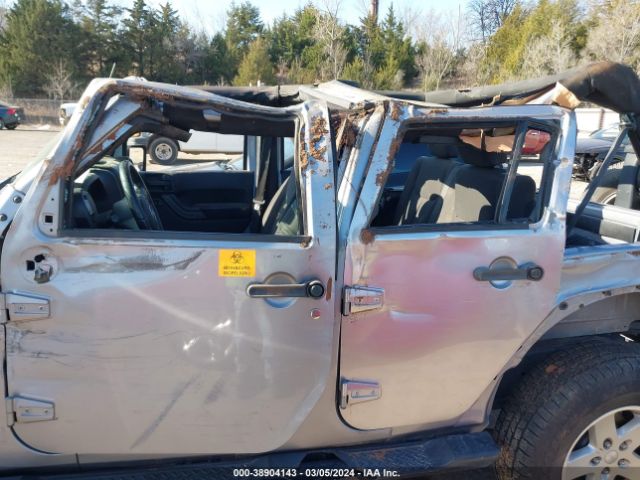 1C4HJWDG2GL113550 Jeep Wrangler Unlimited Sport