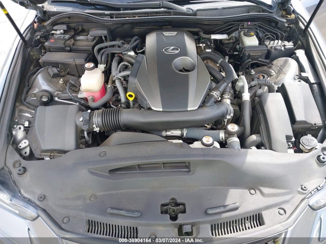 Lexus IS 300 2018 JTHBA1D20J5068003 Image 10