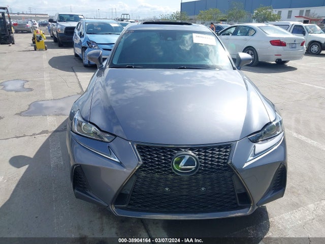 Lexus IS 300 2018 JTHBA1D20J5068003 Image 12
