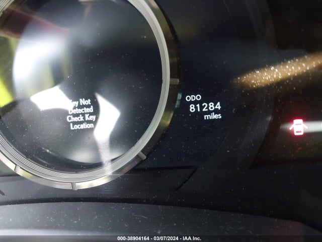 Lexus IS 300 2018 JTHBA1D20J5068003 Image 7