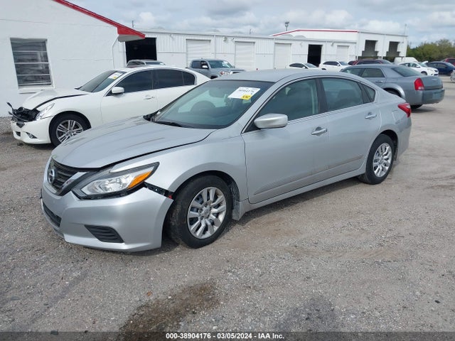 Nissan Altima 2.5 S 2016 1N4AL3AP1GN387945 Image 2