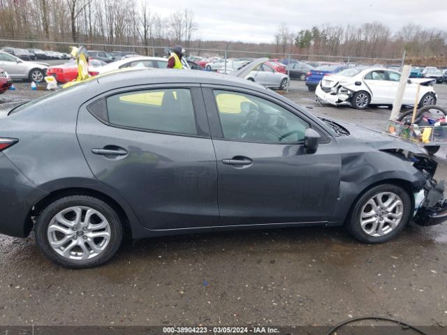 3MYDLBZVXGY126130 Scion IA