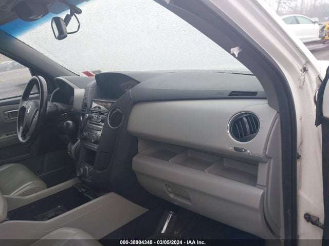 Honda Pilot Touring 2014 5FNYF4H98EB027290 Image 5
