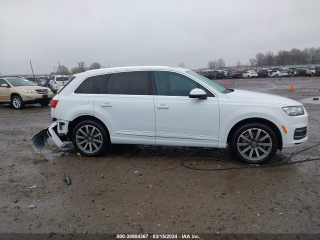 Audi Q7 3.0t Premium 2017 WA1LAAF72HD004781 Image 13