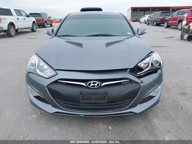 Hyundai Genesis 3.8 Base 2016 KMHHT6KJ9GU136712 Image 12