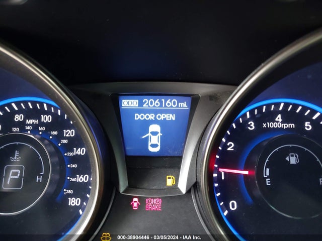 Hyundai Genesis 3.8 Base 2016 KMHHT6KJ9GU136712 Image 15