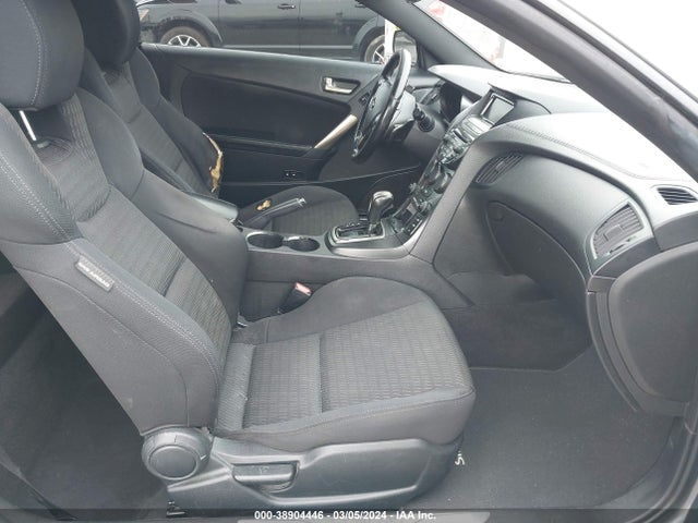 Hyundai Genesis 3.8 Base 2016 KMHHT6KJ9GU136712 Image 5
