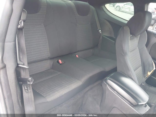 Hyundai Genesis 3.8 Base 2016 KMHHT6KJ9GU136712 Image 8