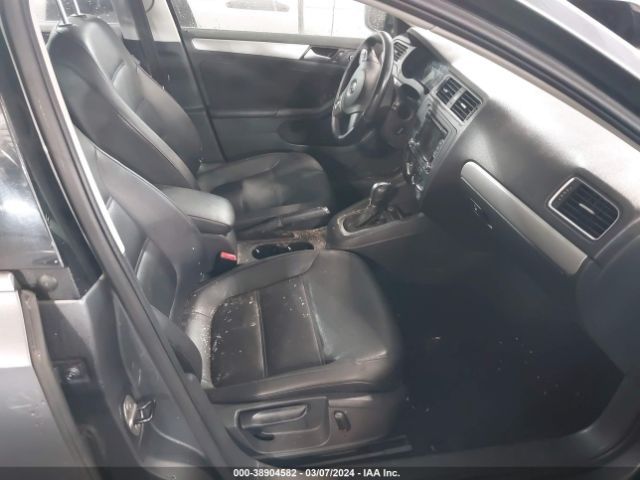 3VWD17AJ0EM437478 Volkswagen Jetta 1.8t Se