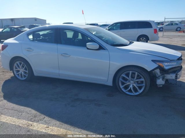19UDE2F38KA000441 Acura Ilx Standard