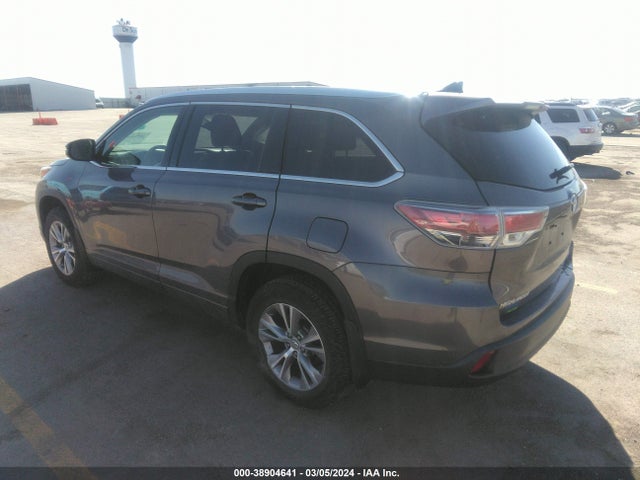 Toyota Highlander Xle V6 2015 5TDJKRFH6FS089949 Image 3