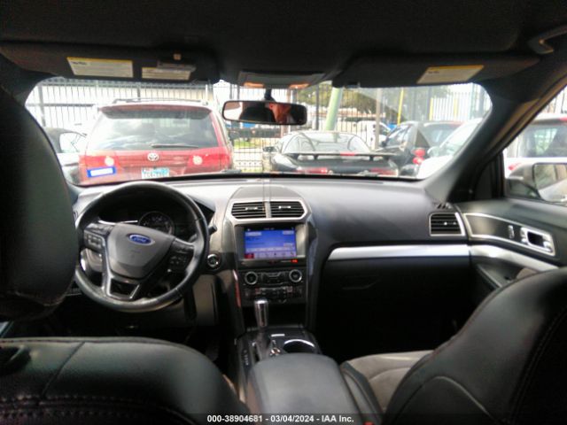 1FM5K7D86HGD03064 Ford EXPLORER XLT