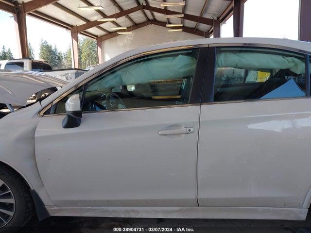2018 SUBARU LEGACY 2.5I PREMIUM VIN: 4S3BNAC66J3032645