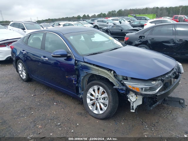 2018 5XXGT4L33JG256779 main image