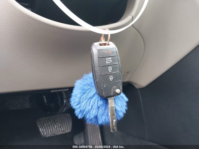 KIA Optima Lx 2018 5XXGT4L33JG256779 Image 11