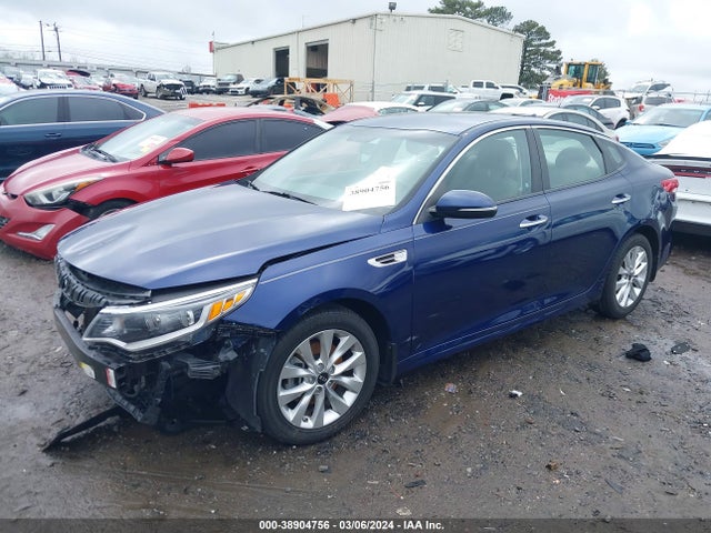 KIA Optima Lx 2018 5XXGT4L33JG256779 Image 2