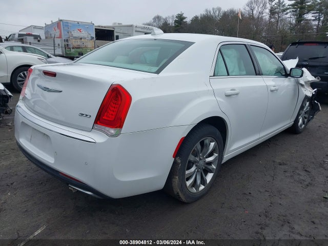 2C3CCARG0FH756849 Chrysler 300 Limited