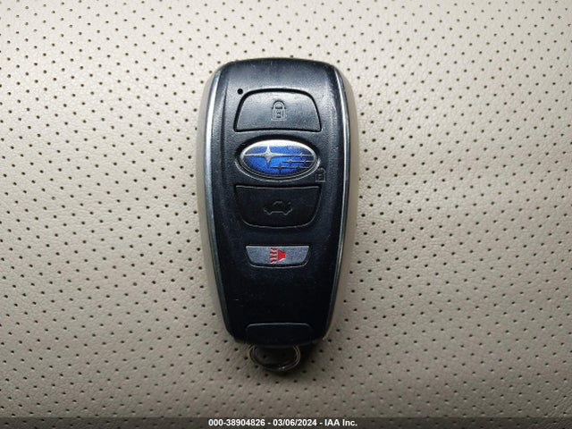 Subaru Outback 3.6r Limited 2017 4S4BSENC5H3216886 Image 11