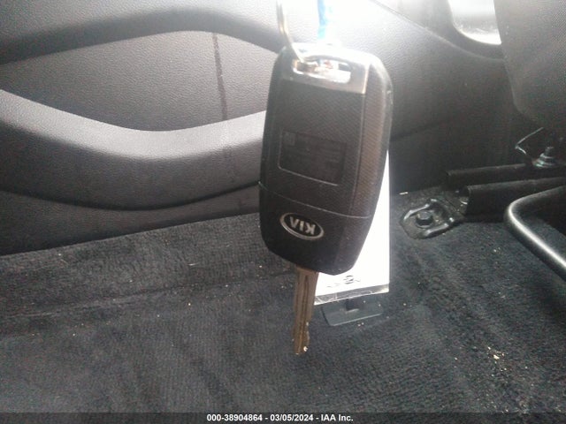 KIA FORTE LX 2017 3KPFL4A77HE123026 Image 11