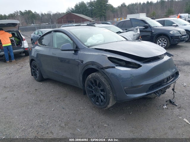 2022 7SAYGDEE4NF399792 main image
