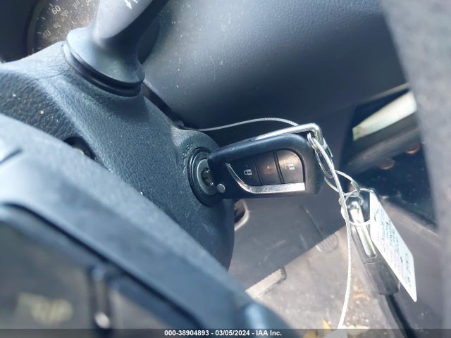 Toyota C-HR LE 2019 NMTKHMBX5KR083183 Image 11