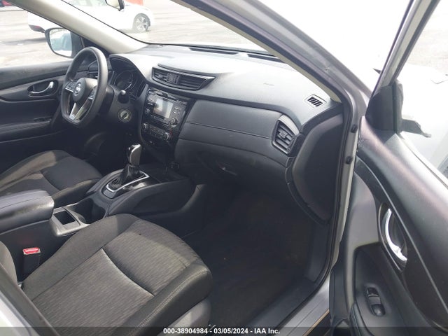 Nissan ROGUE S 2017 KNMAT2MT1HP524546 Image 5