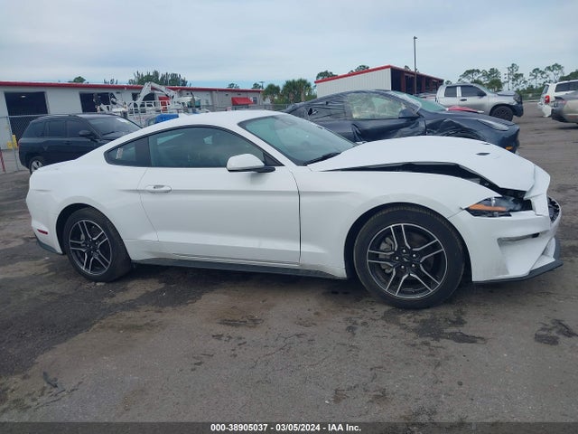 Ford Mustang Ecoboost Premium Fastback 2022 1FA6P8TH7N5100215 Image 13