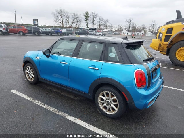 2015 MINI HARDTOP WMWXU3C50F2B59657 Photo 2